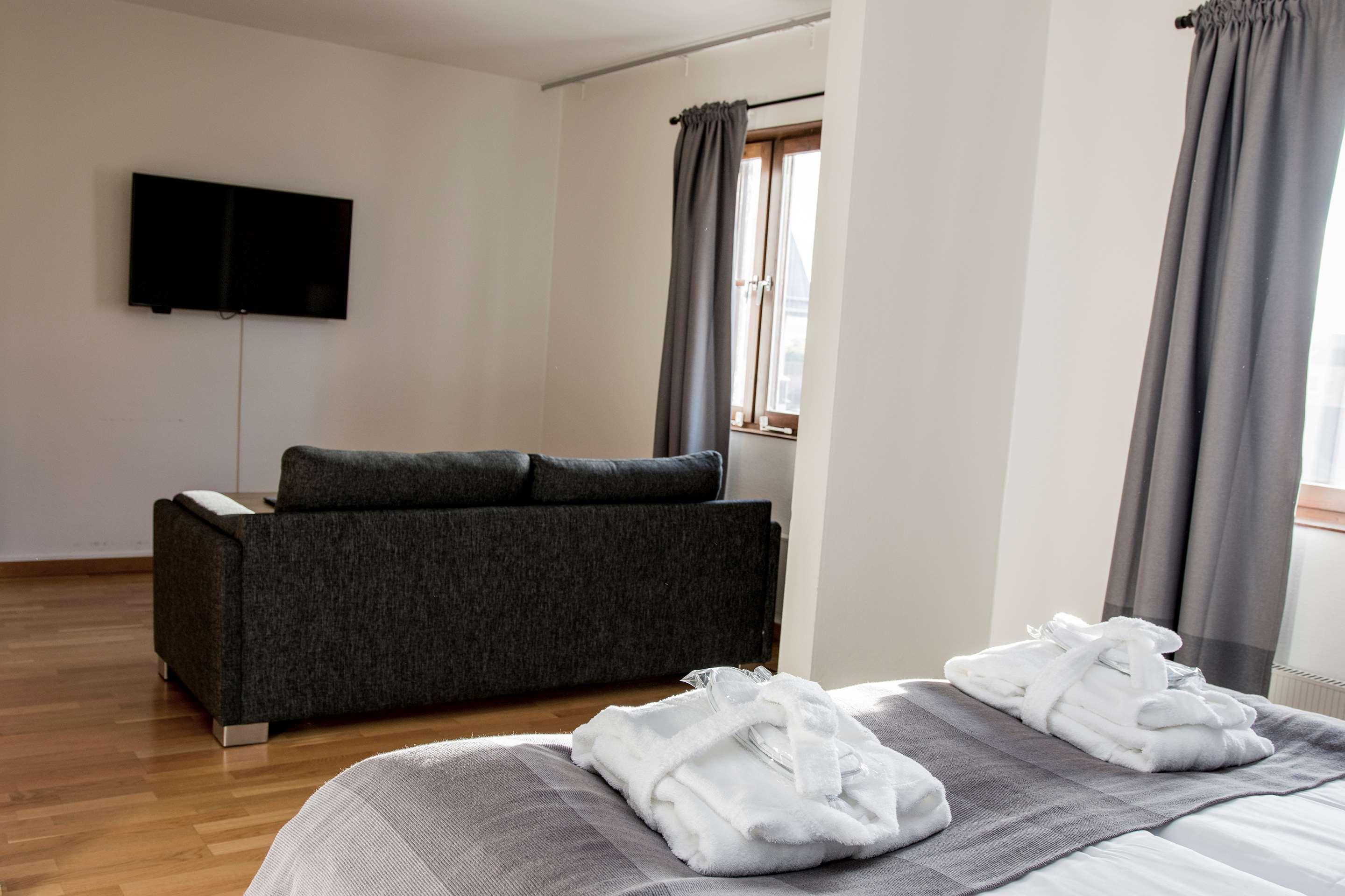 Comfort & Chattanooga-east Ridge 3*