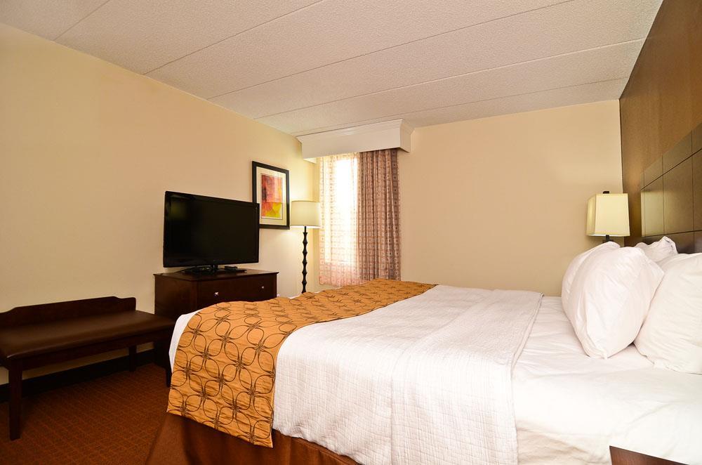 Comfort & Chattanooga-east Ridge Hotel