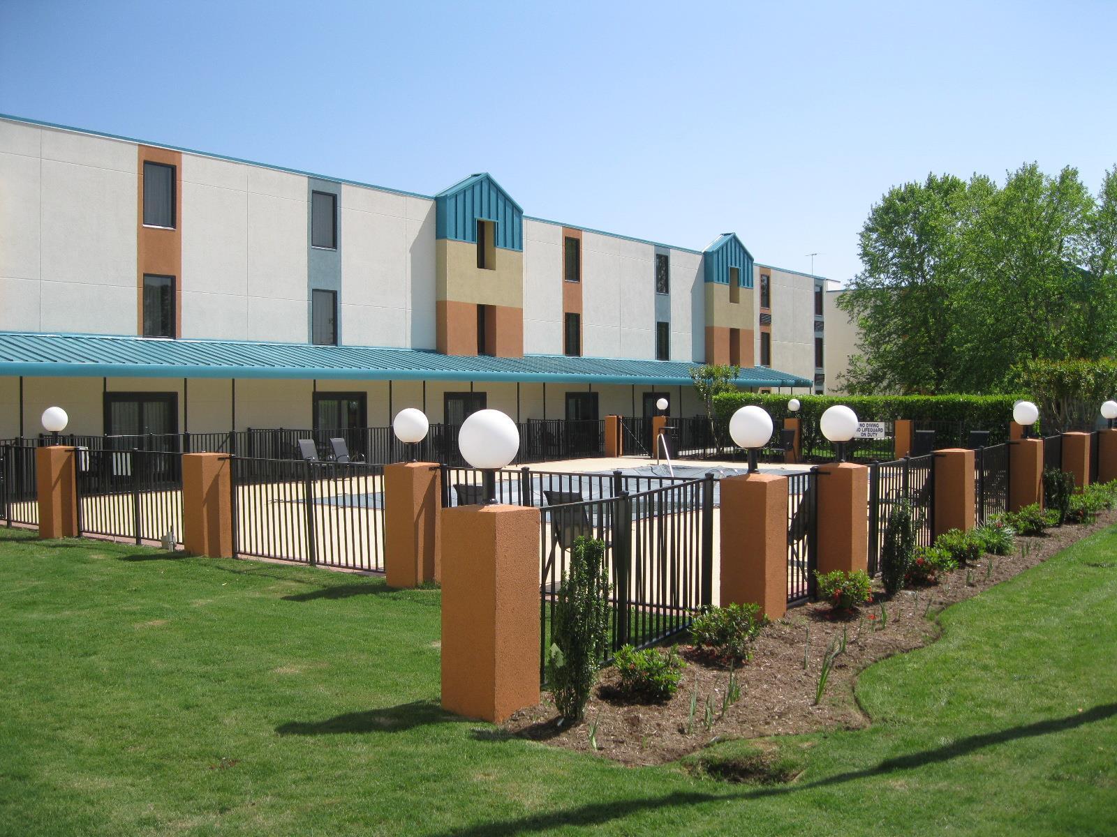 Comfort & Chattanooga-east Ridge 3*