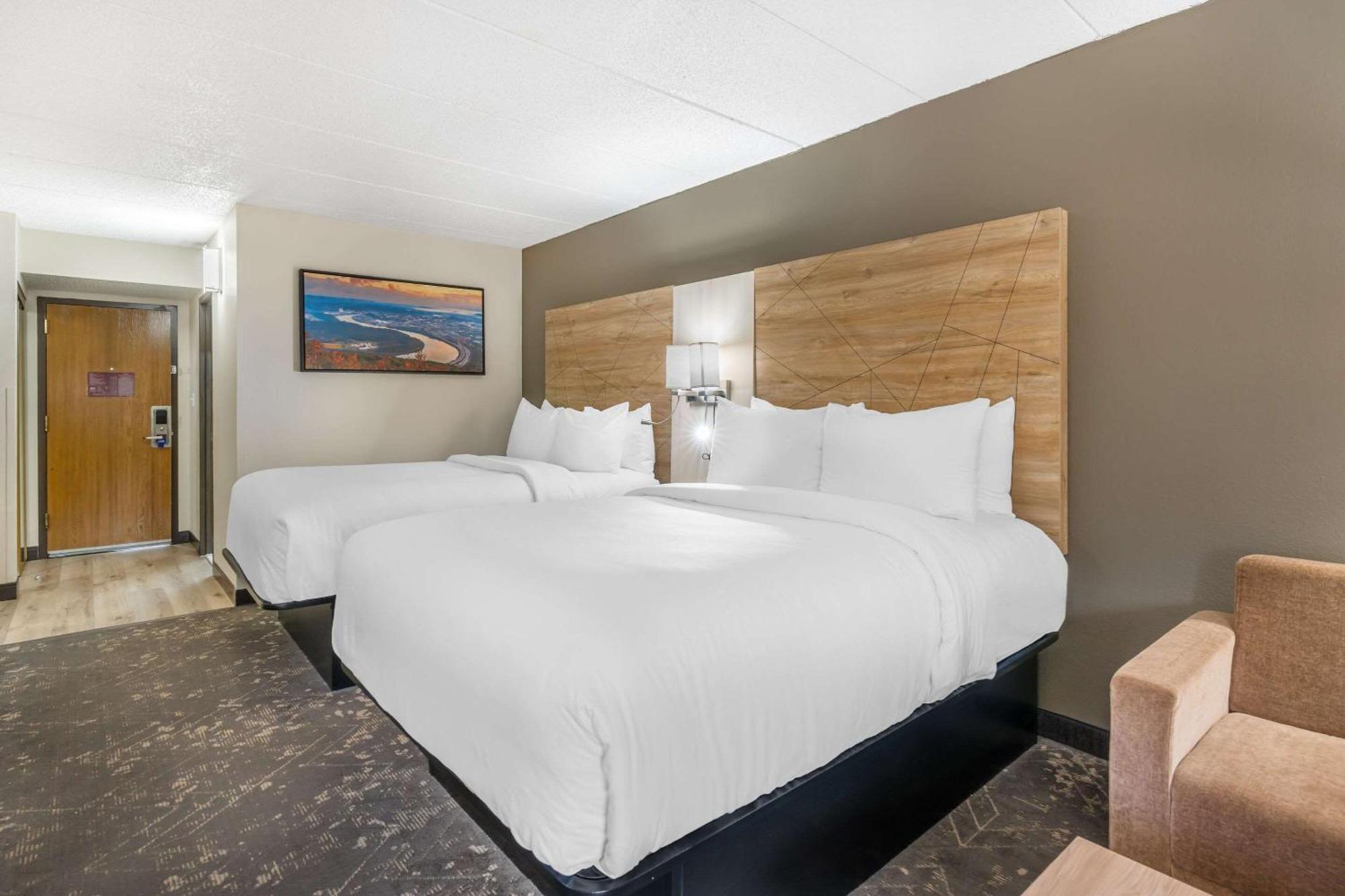 Hotel Comfort & Chattanooga-east Ridge 3*