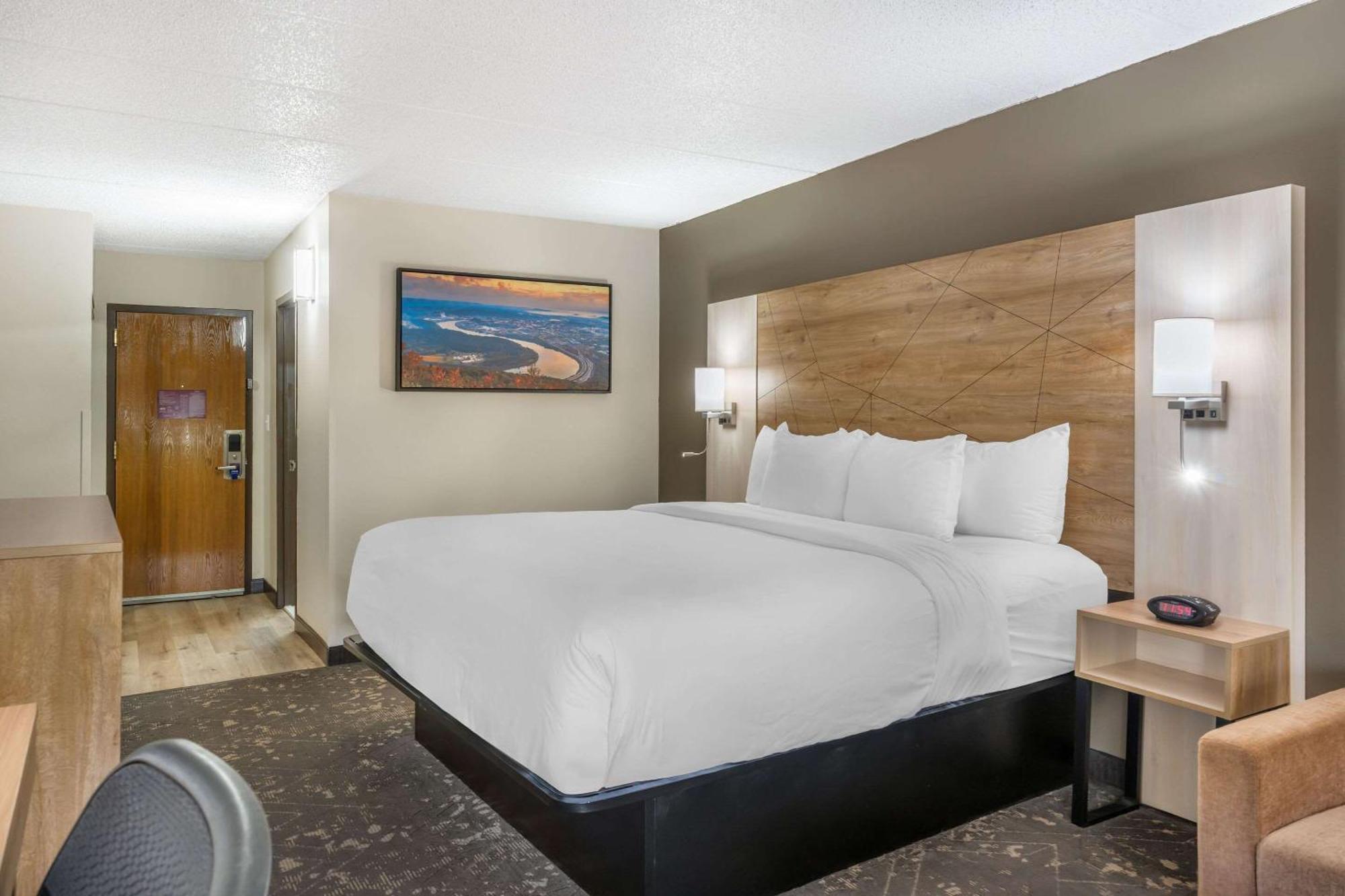 Comfort & Chattanooga-east Ridge Hotel 3*